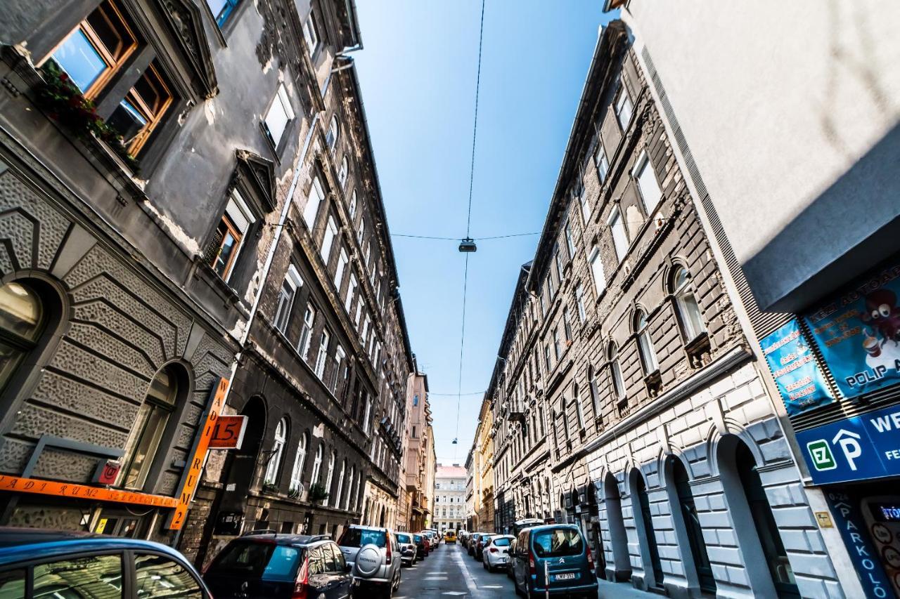Cosy Studios In The Heart Of The City Budapest Exterior foto